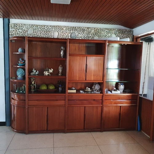 Mueble De Madera Caoba Repisas Exhibición Modulos Ceibo