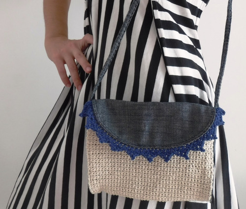 Cartera De Jean Tipo Bandolera Con Aplicación Tejida
