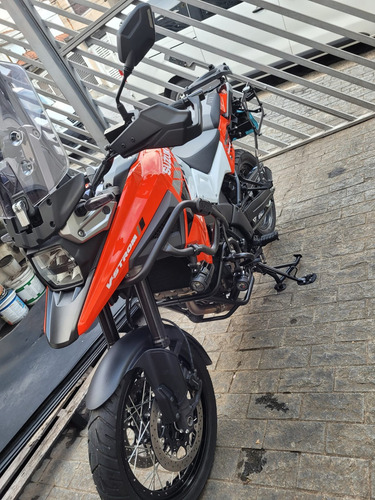 Vendo Suzuki Zera- 120km- 2022- Branca E Laranja