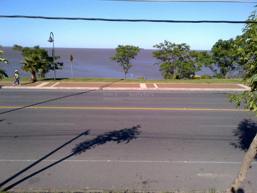 Terreno En Rambla Costanera De Colonia