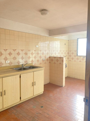 Se Vende Apto 99m2 3h/2b/1pe La Urbina