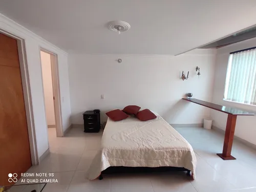 Se Arrienda Apartaestudio Amoblado En Laureles