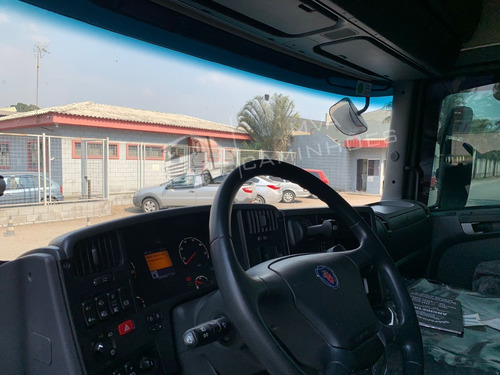 Imagem 5 de 12 de Caminhão Scania P360 6x2t