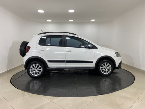 Imagem 5 de 19 de Volkswagen Crossfox