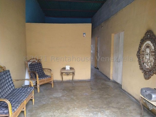 Imagen 13 de 30 de Casa Comercial En Venta Zona Centro Este Barquisimeto, Zona Comercial, Gas Directo Por Tuberias, No Falta Servicio Electrico. Inf. 0424-5620928 Flex 22-11859 Z18
