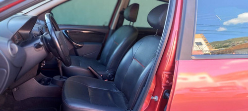 Imagem 8 de 10 de Renault Sandero 1.6 Stepway 16v Flex 4p Automático