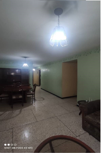 Imagen 7 de 14 de Alquilo Apartamento Amoblado, Urbanización El Centro Piso Bajo