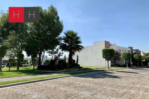 Imagen 1 de 13 de Terreno En Venta En Cluster 222