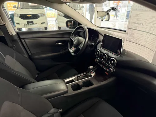 Nissan Sentra 2.0 Advance Cvt