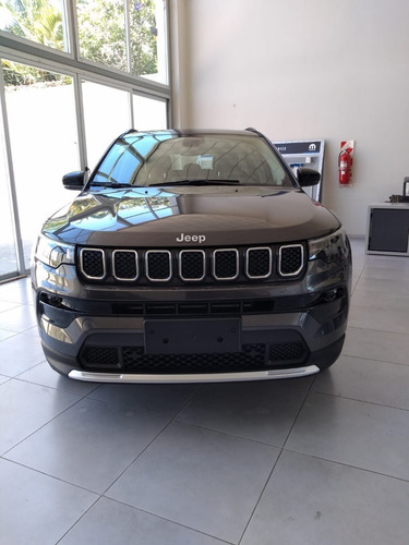 Imagen 4 de 15 de Jeep Compass 1.3 T270 Longitude
