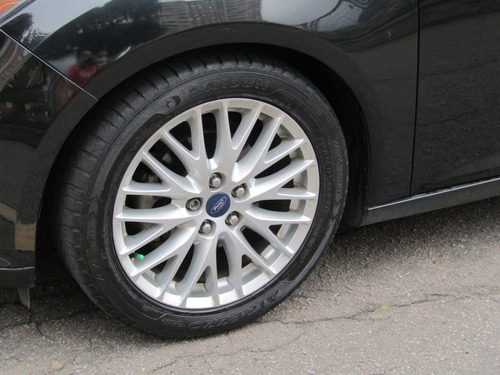 Ford Focus 2.0 Titanium At