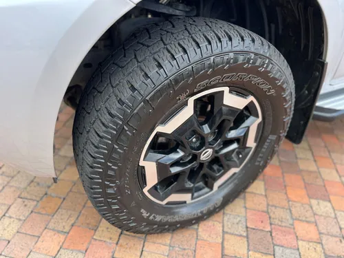 Nissan Frontier 2.5 Le