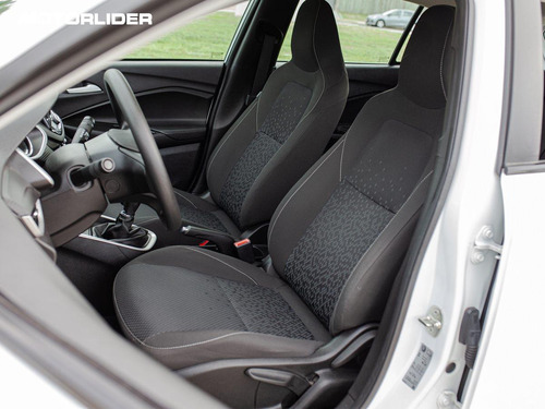 Imagen 11 de 25 de Chevrolet Onix Lt 1.2 Extra Full | Permuta / Financia