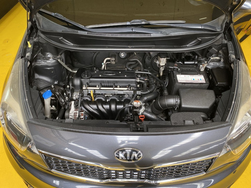 Imagen 24 de 25 de Kia Rio 1.4