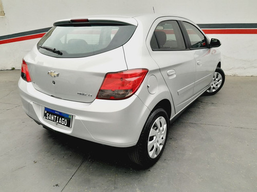 Chevrolet Onix ONIX HATCH LT 1.4 8V FlexPower 5p Mec.