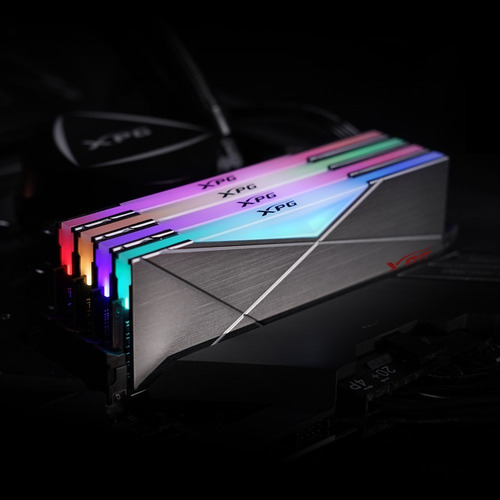 Imagen 5 de 5 de Memoria Ram Ddr4 8gb 3600mhz Xpg Spectrix D50 Rgb