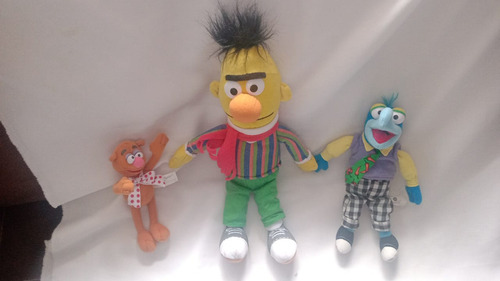 Peluches Beto Gonzo Y Fozzie Plaza Sesamo Y Muppets D Colecc