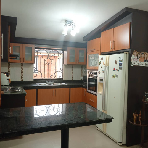 Rd *apartamento En Venta Prados De Santa Ana Piso4