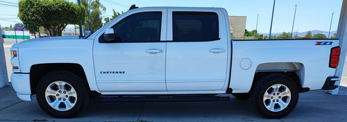 Chevrolet Cheyenne 5.4 2500 Doble Cab Lt Z71 4x4 At