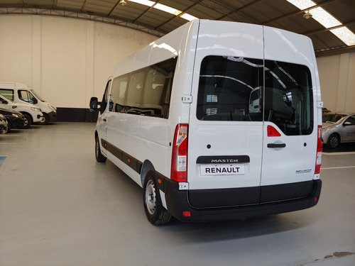 Imagen 7 de 18 de Renault Master Minibús