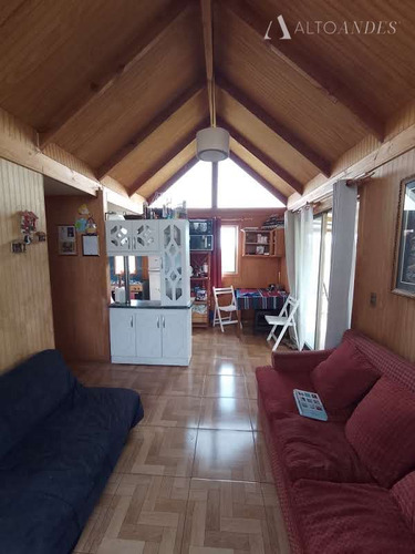 Casa En Venta De 3 Dorm. Condominio En Valle Alegre Quintero