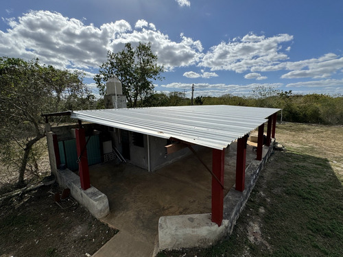Ranchito Para Desarrollo De Proyecto