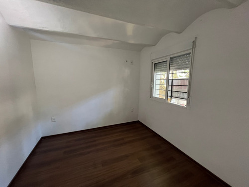 Imagen 8 de 16 de Venta Apartamento La Comercial Dos Dormitorios Patio Con Renta Beneficio Exoneracion De Irpf