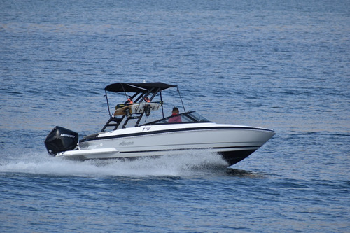 Lancha Geuna F212 Supreme Con Mercury 150hp Xl 4 Tiempos