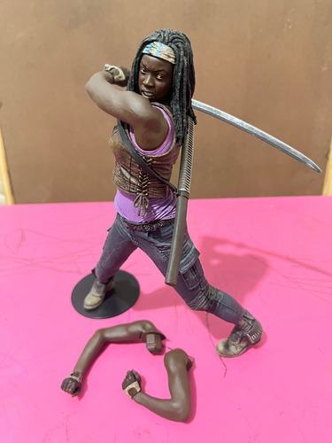 Michonne The Walking Dead Mcfarlane Deluxe 25cm (Usado)