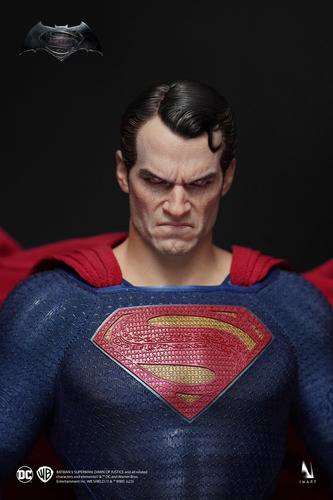Figura De Colección Superman Inart 1/6 Batman Vs Superman