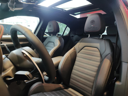 Alfa Romeo Stelvio 2.0 280cv At Q4 Veloce