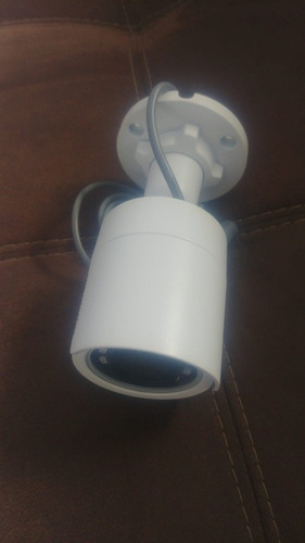 Imagen 3 de 4 de Camara Hikvision Bullet 2mp 1080p