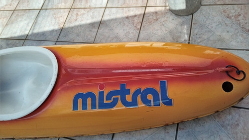 Caiaque Antigo Mistral P/ Desocupar Lugar