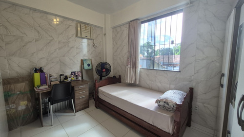 Apartamento 2/4 Com Suíte E Sacada