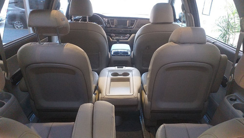 Kia Carnival 2.2 Crdi Premium C/techo Linea Nueva