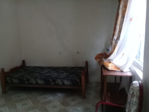 Se Renta Casa En Cuajimalpa A 5 Mins De Santa Fe Y 15 De Cuajimalpa Centro, A Dos Cuadras De Carretera Mx Toluca