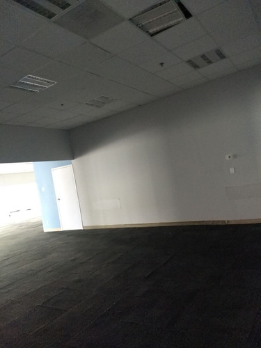 Imagen 5 de 26 de Oficina Acondicionada O Call Center En Renta De 1403 M2 En C