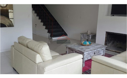 Casa En San Rafael, 3 Dormitorios *- Ref: 4027