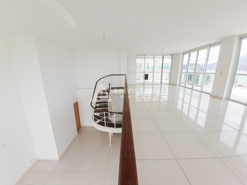Imagem 20 de 29 de Cobertura À Venda, 4 Quartos, 2 Suítes, 4 Vagas, Barra Da Tijuca - Rio De Janeiro/rj - 361