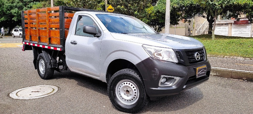 Nissan Np 300 Estacas Modelo 2017