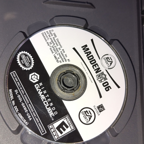 Madden Nfl 06 Nintendo Game Cube (Reacondicionado)