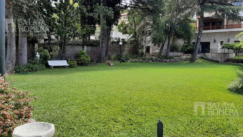 Imagen 15 de 23 de Venta - Casa - Olivos - 6 Dormitorios