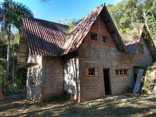 Chacara Em Formação Com Otima Localização...