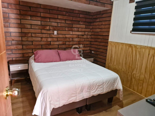 Casa Con Cabañas Y Local Comercial