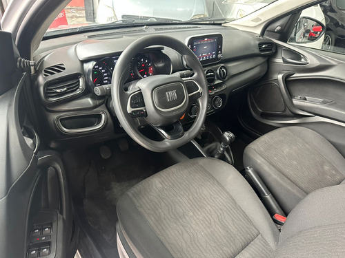 Fiat Cronos 1.0 Drive Flex 4p