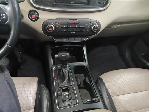 Kia Sorento 3.3 V6 GASOLINA EX 7L AUTOMATICO