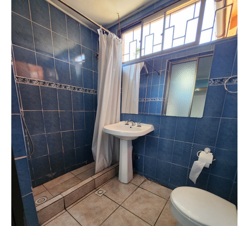 Se Vende Amplia Casa 4d/3b En Villa Santa Elena, Macul