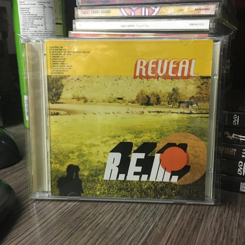 R.e.m. - Reveal  (2001) Edición Warner Chile