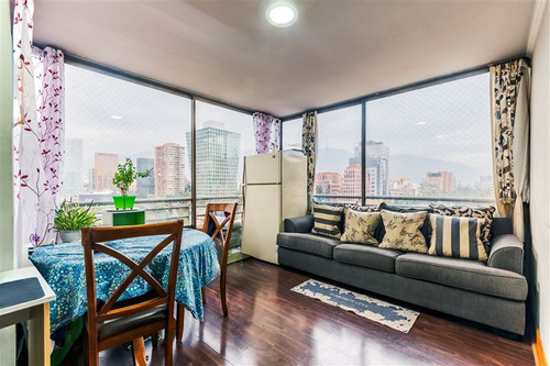 Departamento En Venta De 2 Dorm. En Las Condes