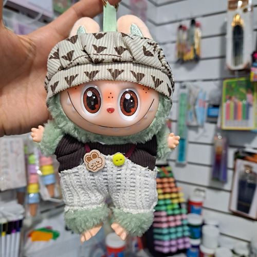 Labubu Peluche Llavero The Monsters Exclusivos Gorro Beige